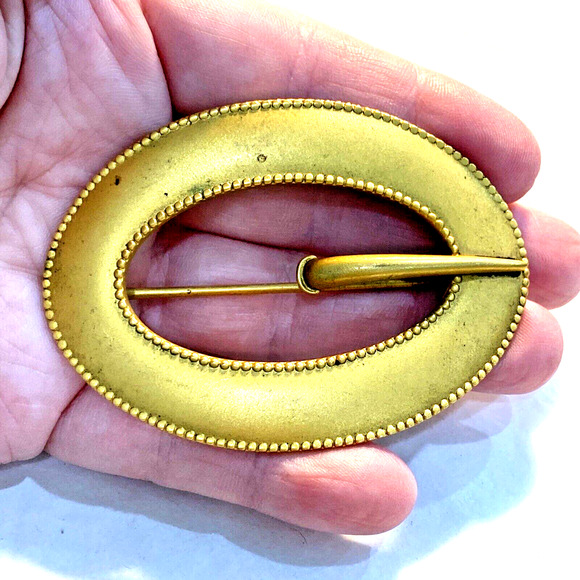 Victorian Brooch Sash Robe Scarf Pin Lustrous Goldtone Metal Buckle Shaped Oval - Picture 5 of 8